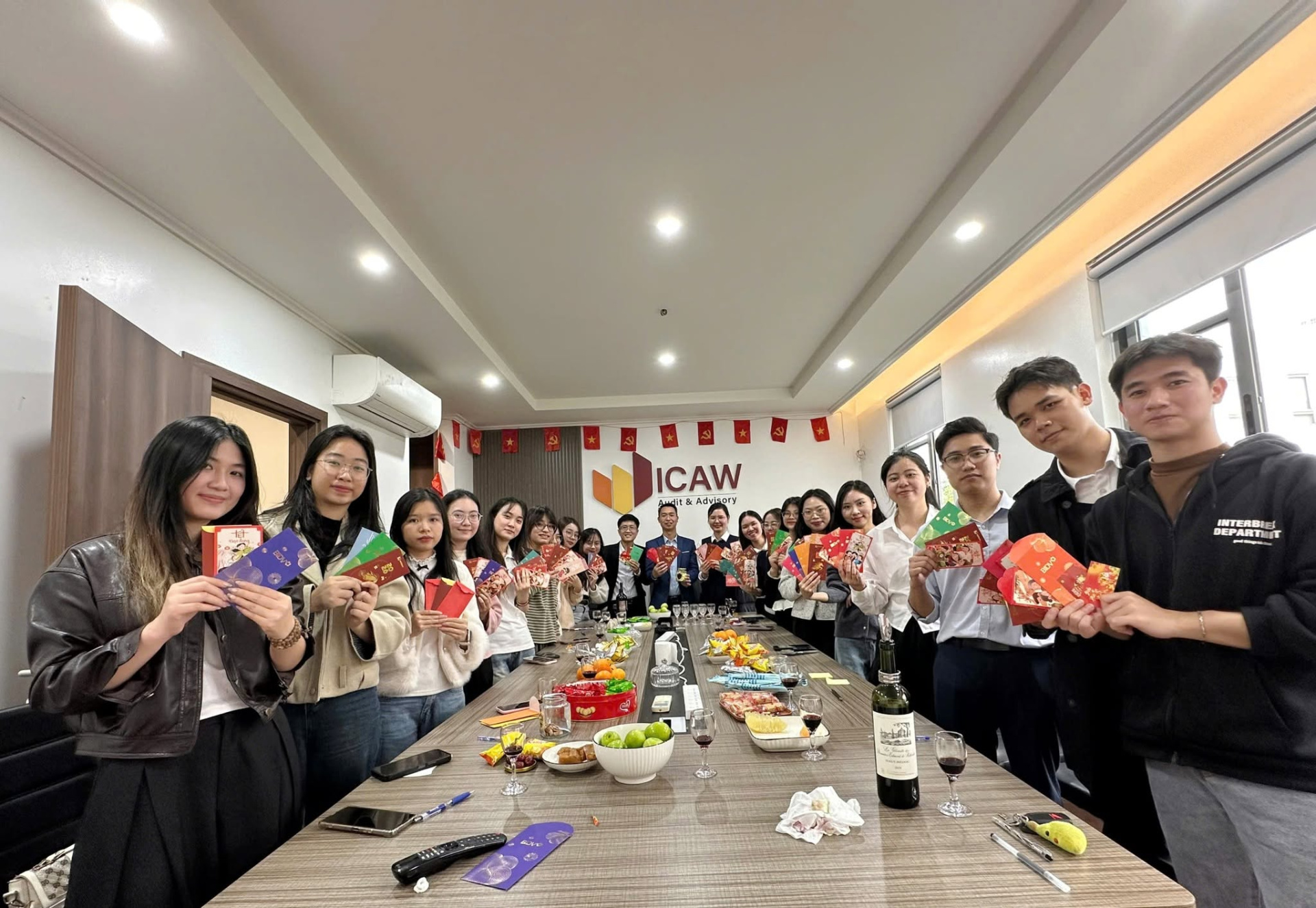 ICAW_Li_xi_dau_xuan_nam_moi_2026.jpg (706 KB)